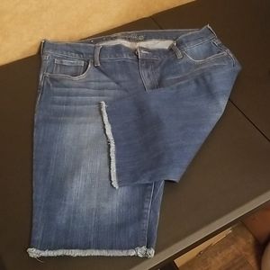 Old Navy Bermuda Shots